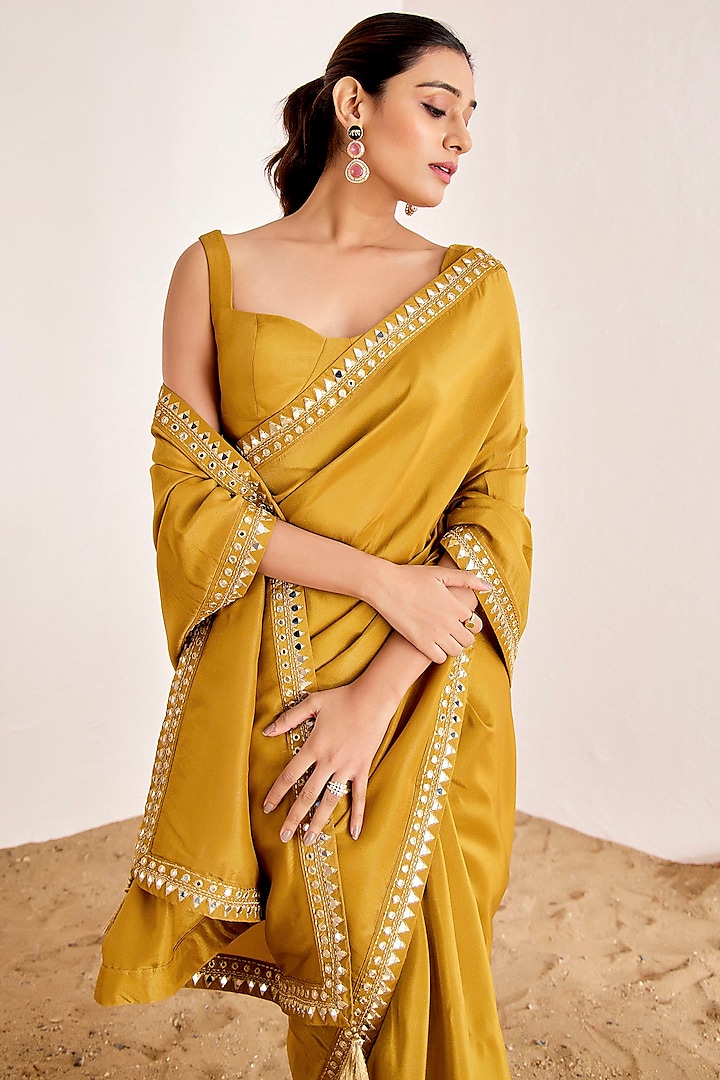 Dark Mustard Yellow Shimmer Georgette Silk Mirror Embroidered Wedding Saree Set by Suruchi Parakh at Pernia's Pop Up Shop