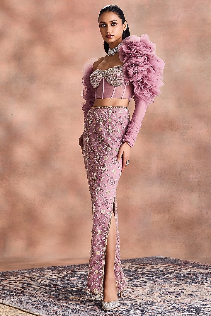 Lilac Tulle Embellished Cape Set by Supria Munjal at Pernia's Pop Up Shop