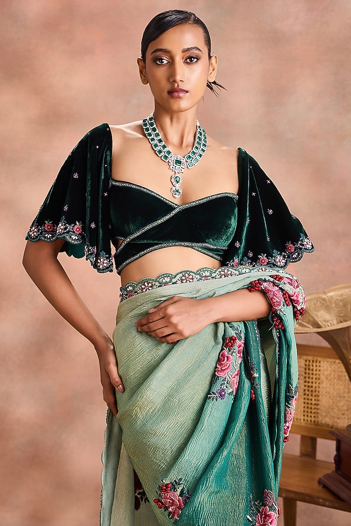 Green Crinkled Shimmer Silk Tissue Embroidered Ombre Bridal Saree Set by Supria Munjal at Pernia's Pop Up Shop