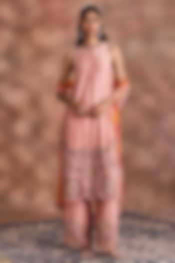 Pearl Blush Silk Chanderi Embroidered Straight Kurta Set by Supria Munjal at Pernia's Pop Up Shop