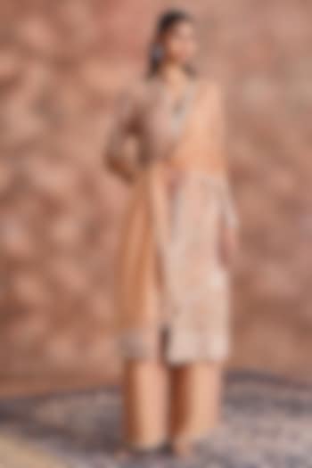 Beige Zari Line Silk Chanderi & Silk Organza Embroidered Kurta Set by Supria Munjal at Pernia's Pop Up Shop