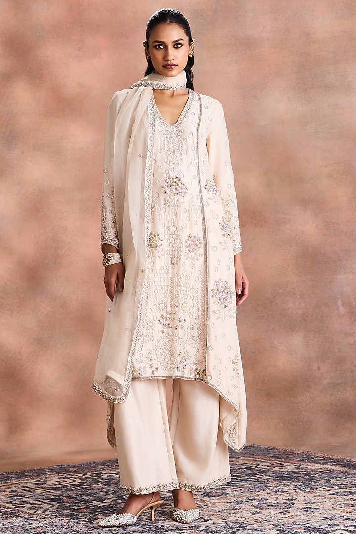 Dew-Colored Silk Chanderi Embroidered Straight Kurta Set by Supria Munjal at Pernia's Pop Up Shop