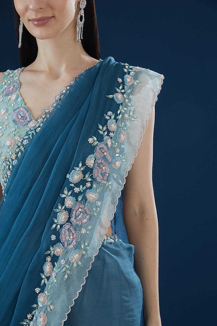 Blue Organza Hand Embroidered Wedding Saree Set by Summer by Priyanka Gupta at Pernia's Pop Up Shop