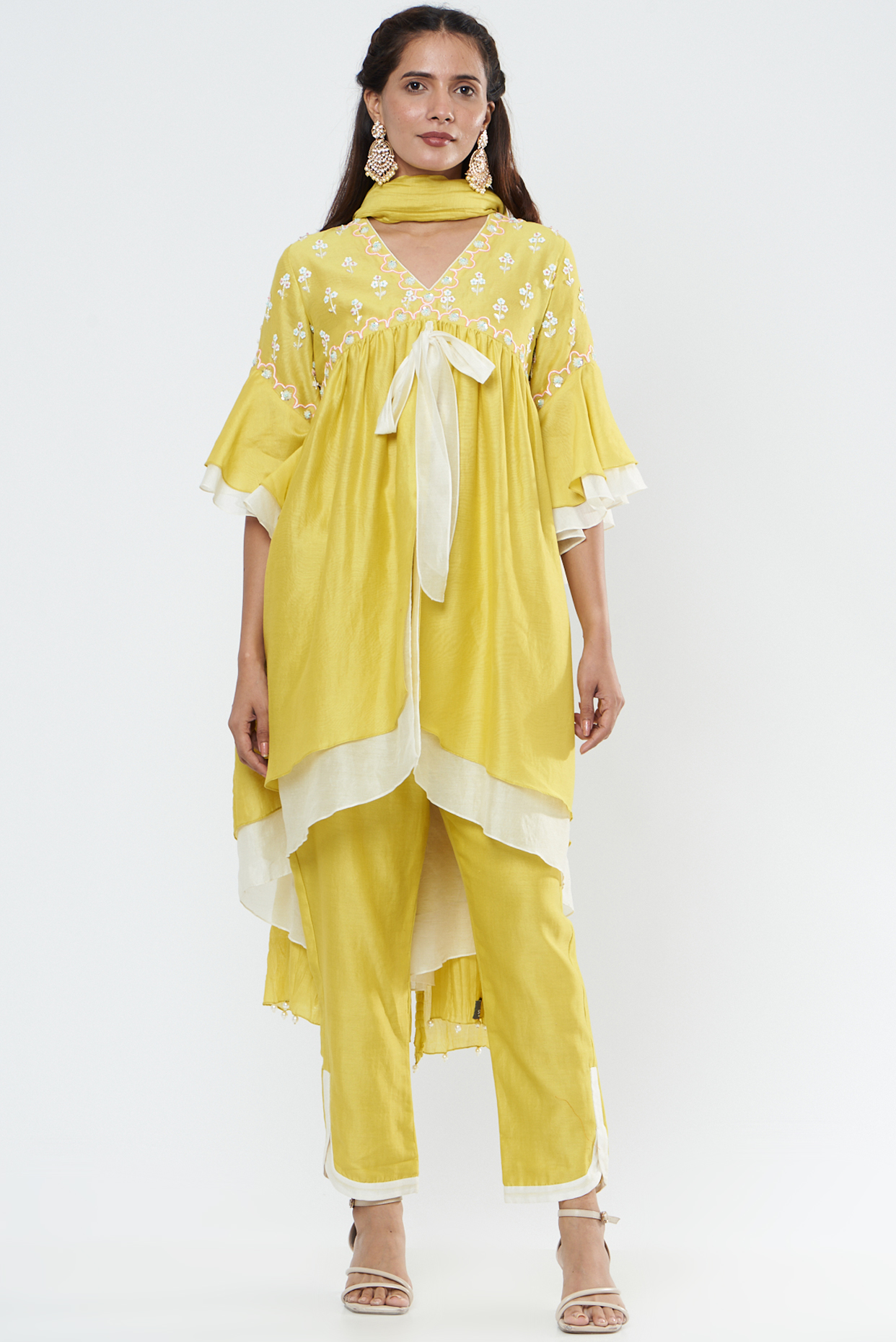 Yellow Embroidered Kurta Set by Summer by Priyanka Gupta at Pernia's Pop Up Shop