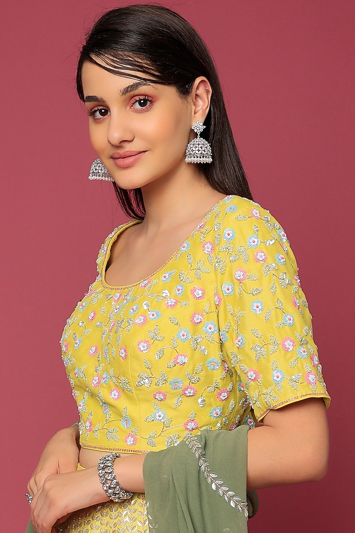Yellow Chanderi Embroidered Bridal Lehenga Set by Summer by Priyanka Gupta at Pernia's Pop Up Shop