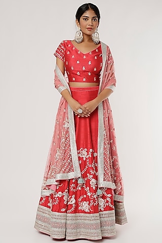 Red Embroidered Lehenga Set by Summer by Priyanka Gupta