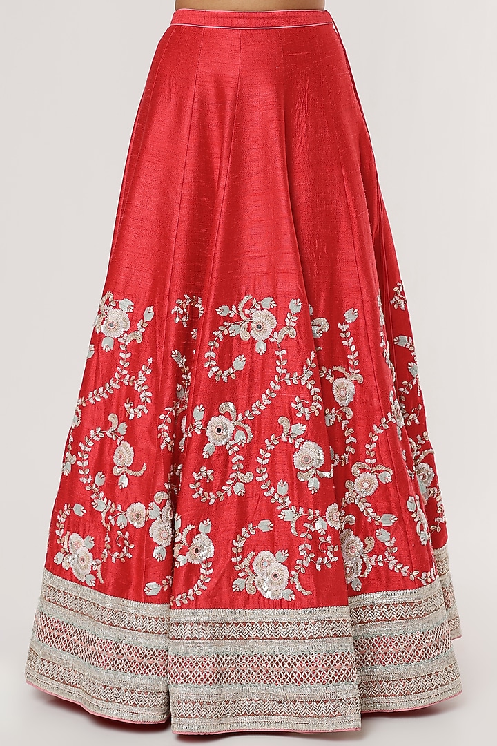 Red Embroidered Wedding Lehenga Set by Summer by Priyanka Gupta at Pernia's Pop Up Shop