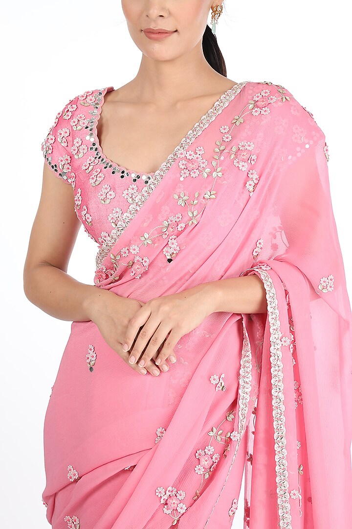 Pink Embroidered Wedding Saree Set by Summer by Priyanka Gupta at Pernia's Pop Up Shop