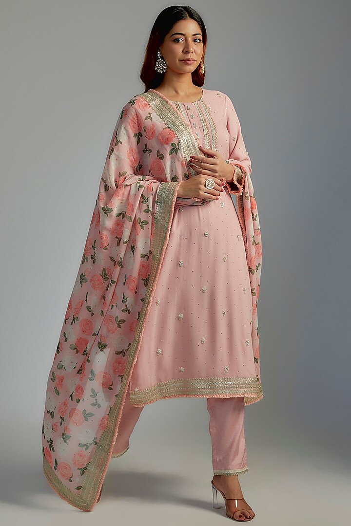 Pink Georgette Embroidered Kurta Set by Summer by Priyanka Gupta at Pernia's Pop Up Shop