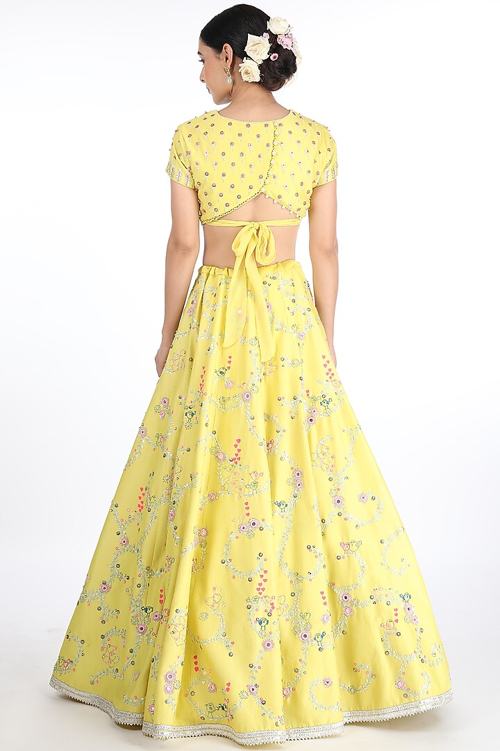 Butter Yellow Embroidered Wedding Lehenga Set by Summer by Priyanka Gupta at Pernia's Pop Up Shop