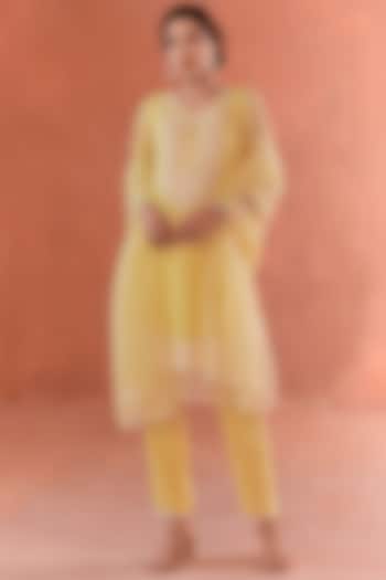 Yellow Georgette Embroidered Kurta Set by Summer by Priyanka Gupta