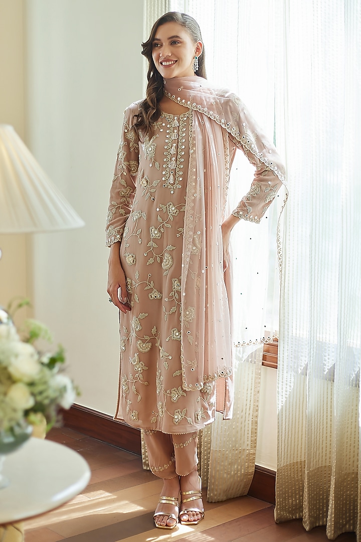 Fall Pink Georgette Dori & Sequins Work Kurta Set by Summer by Priyanka Gupta at Pernia's Pop Up Shop