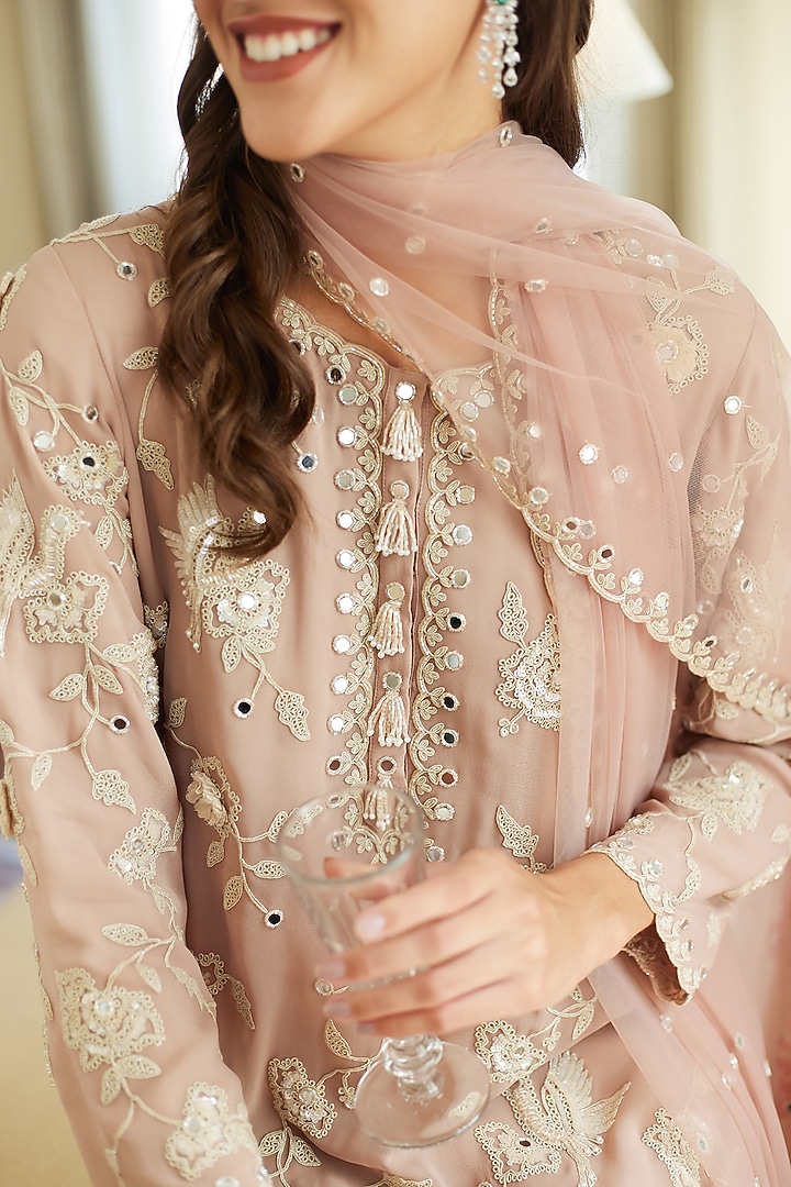 Fall Pink Georgette Dori & Sequins Work Kurta Set by Summer by Priyanka Gupta at Pernia's Pop Up Shop