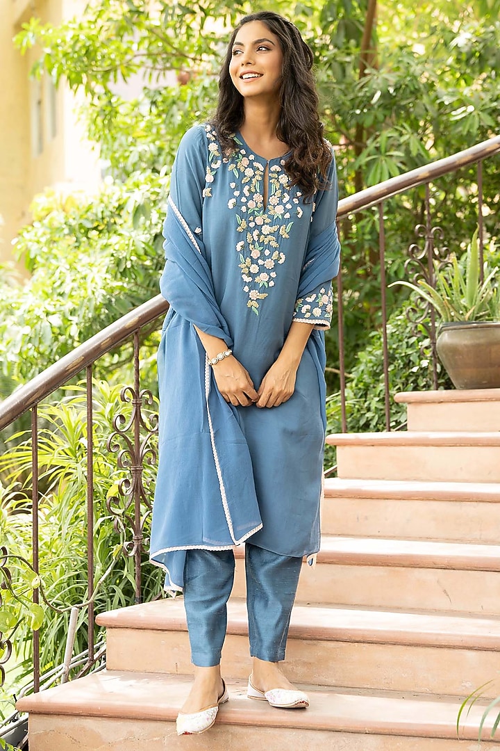 Paisley Blue Hand Embroidered Straight Kurta Set by Summer by Priyanka Gupta at Pernia's Pop Up Shop