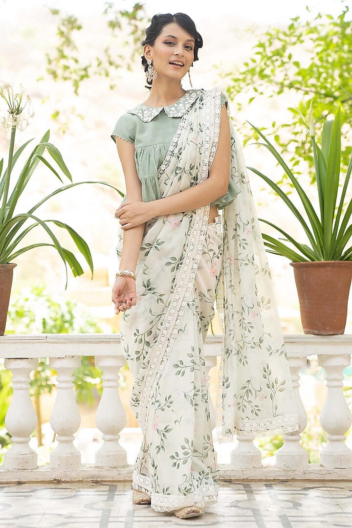 White Printed Saree Set by Summer by Priyanka Gupta