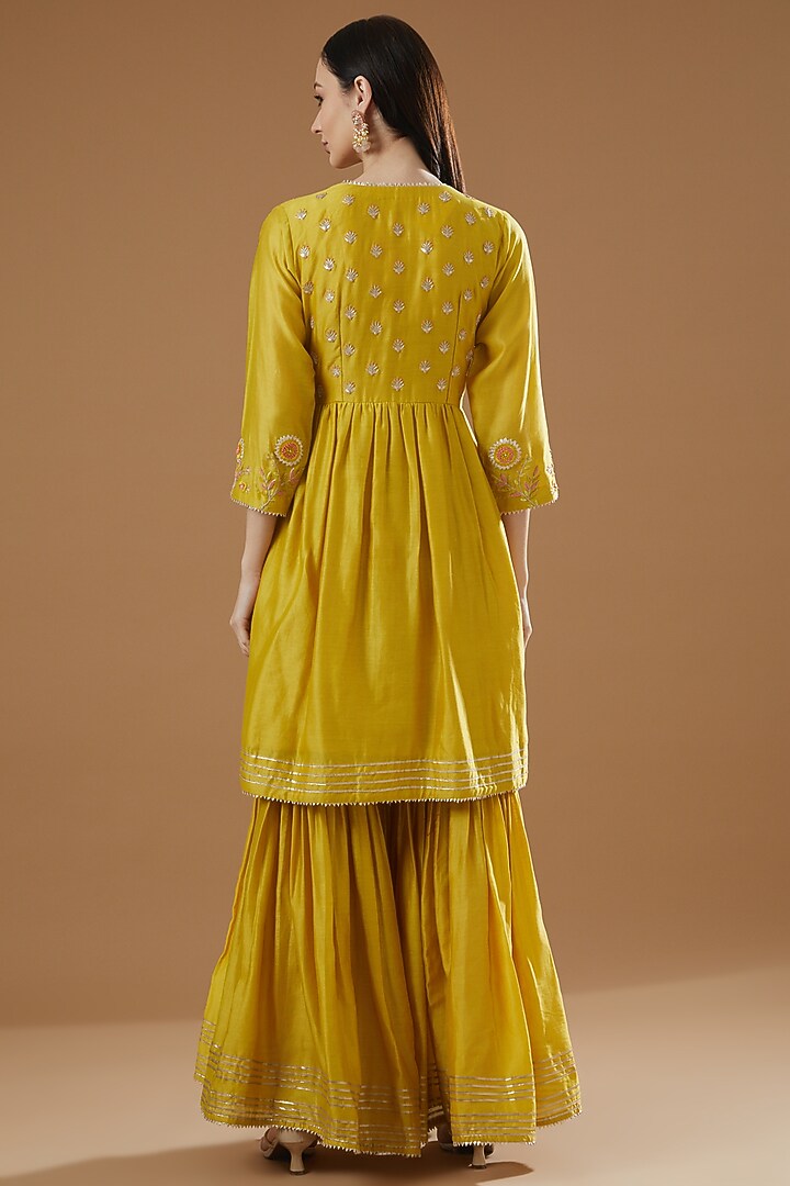 Yellow Chanderi Gharara Set by Surabhi Arya at Pernia's Pop Up Shop