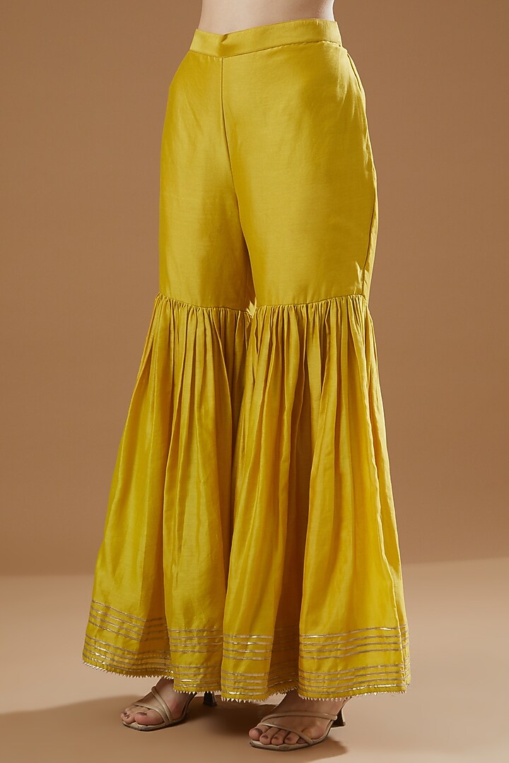 Yellow Chanderi Gharara Set by Surabhi Arya at Pernia's Pop Up Shop