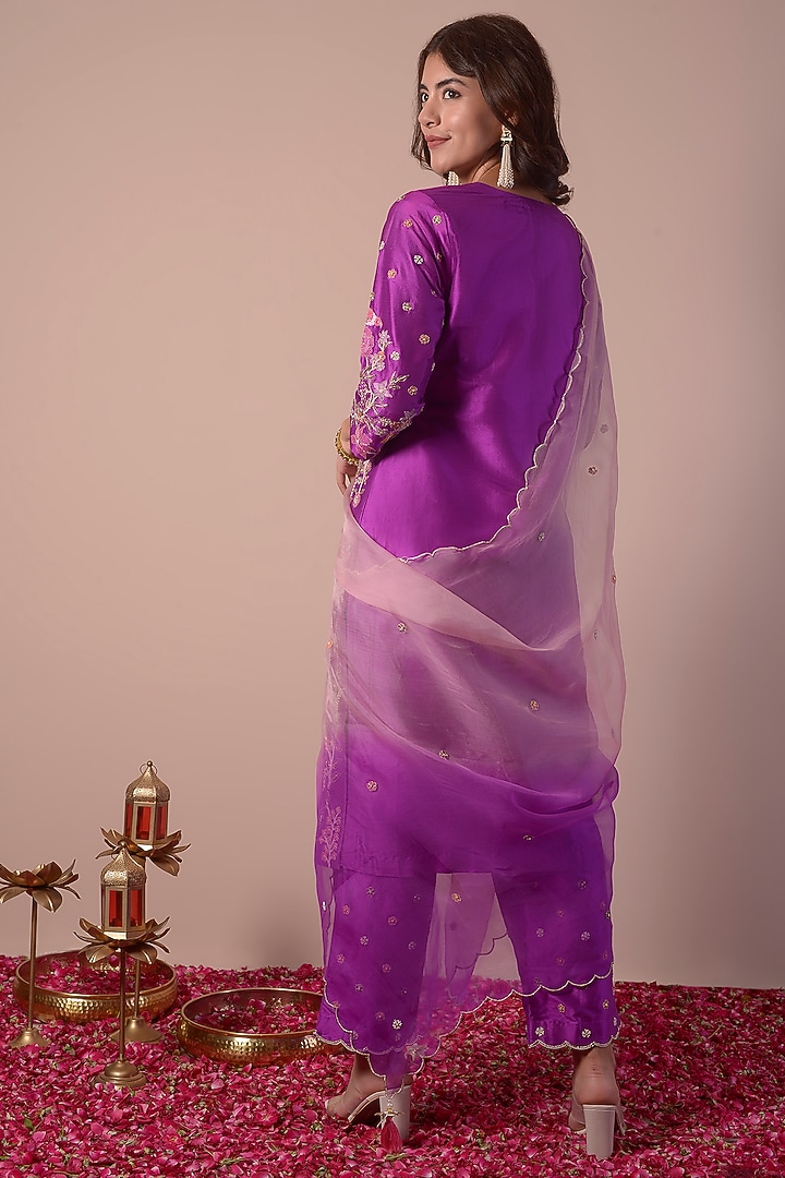 Royal Purple Pure Silk Hand Embroidered Kurta Set by Surabhi Arya at Pernia's Pop Up Shop