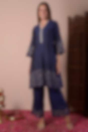 Navy Blue Pure Silk Cutwork Embroidered Kurta Set by Surabhi Arya at Pernia's Pop Up Shop