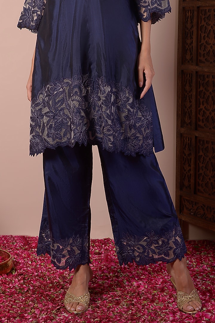 Navy Blue Pure Silk Cutwork Embroidered Kurta Set by Surabhi Arya at Pernia's Pop Up Shop