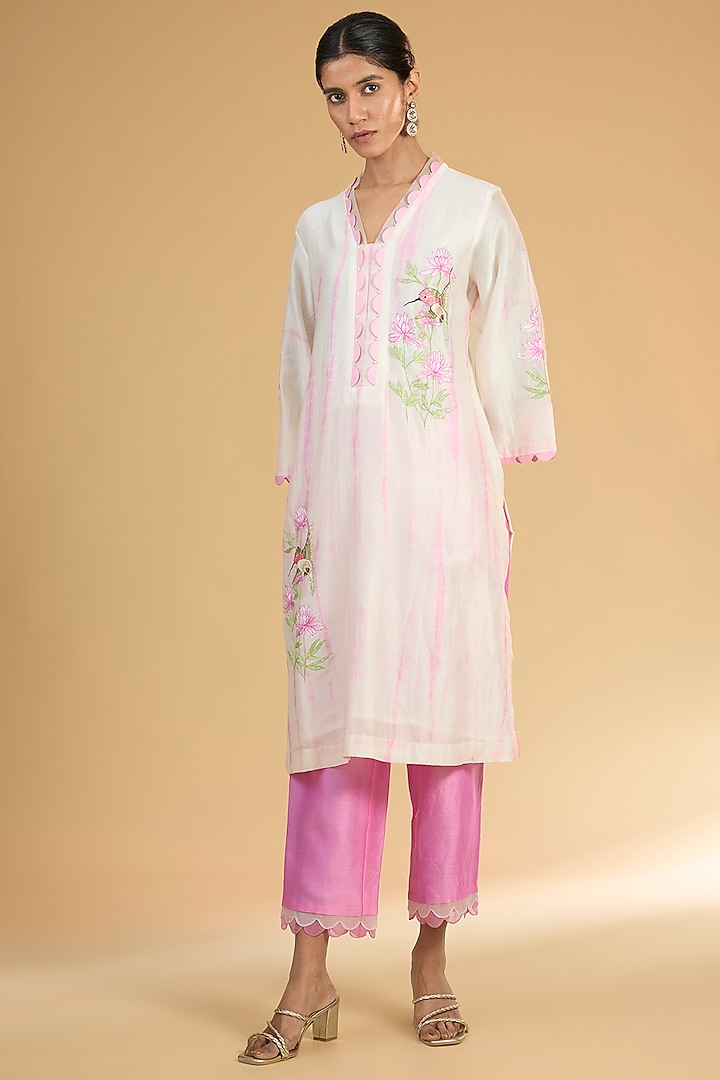 Baby Pink Silk Chanderi Thread Embroidered Kurta Set by Surabhi Arya at Pernia's Pop Up Shop