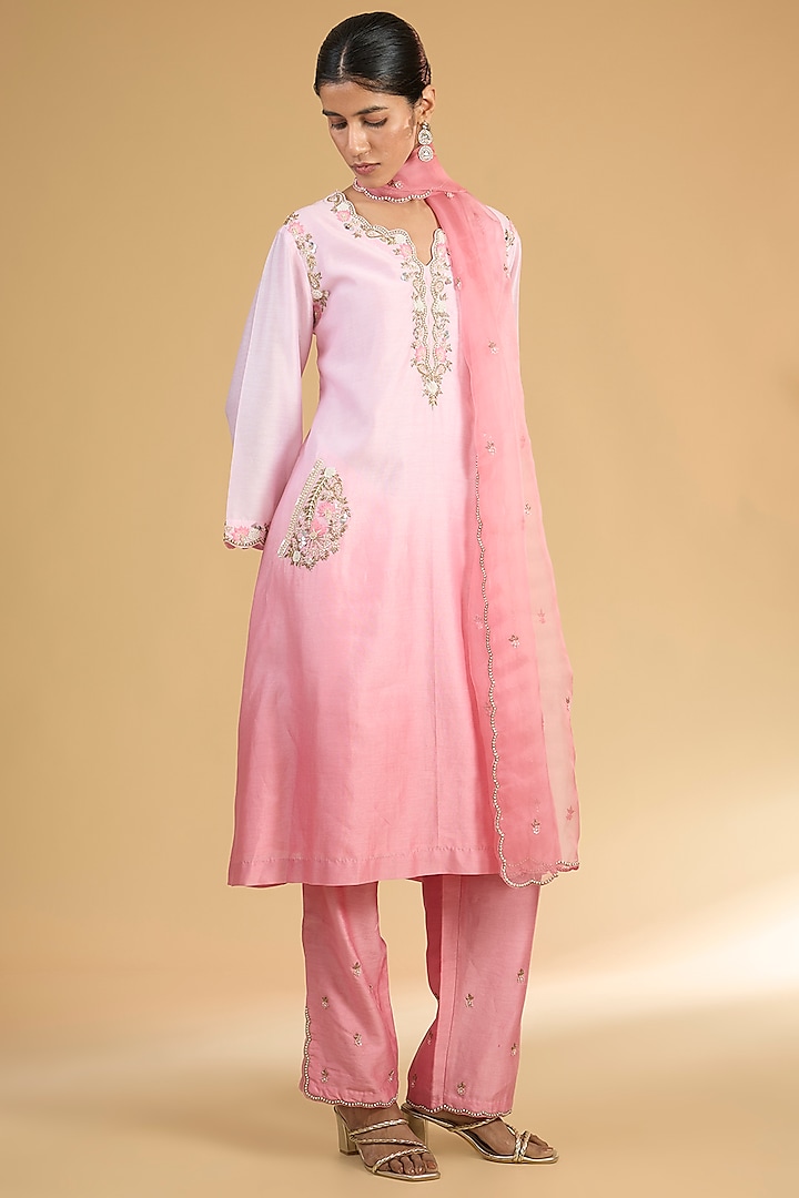 Blush Pink Ombre Silk Chanderi Hand Embroidered Kurta Set by Surabhi Arya at Pernia's Pop Up Shop