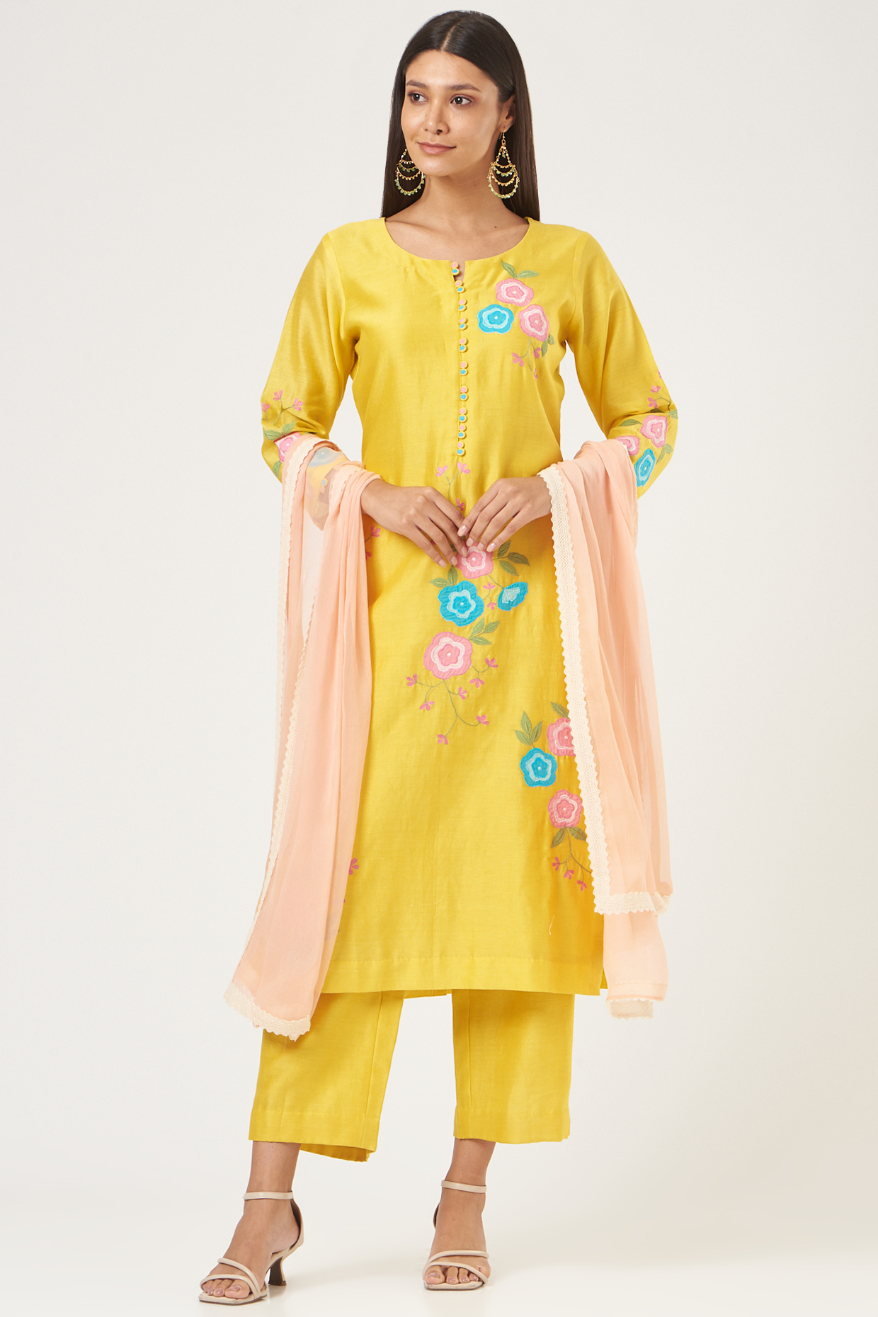 Yellow Applique Embroidered Kurta Set by Surabhi Arya at Pernia's Pop Up Shop
