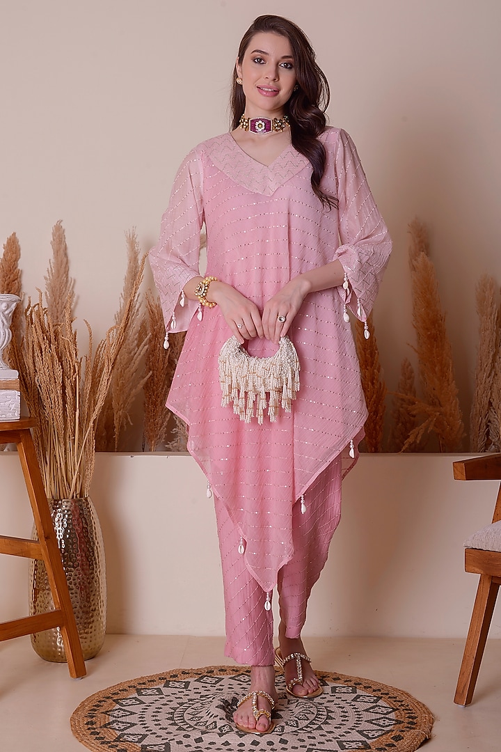 Peony Pink Mul Chanderi Asymmetric Kurta Set by Surabhi Arya at Pernia's Pop Up Shop