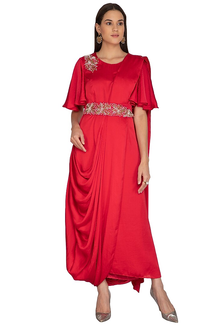 Red Embroidered Party Wear Saree Gown With Belt by Surabhi Arya at Pernia's Pop Up Shop