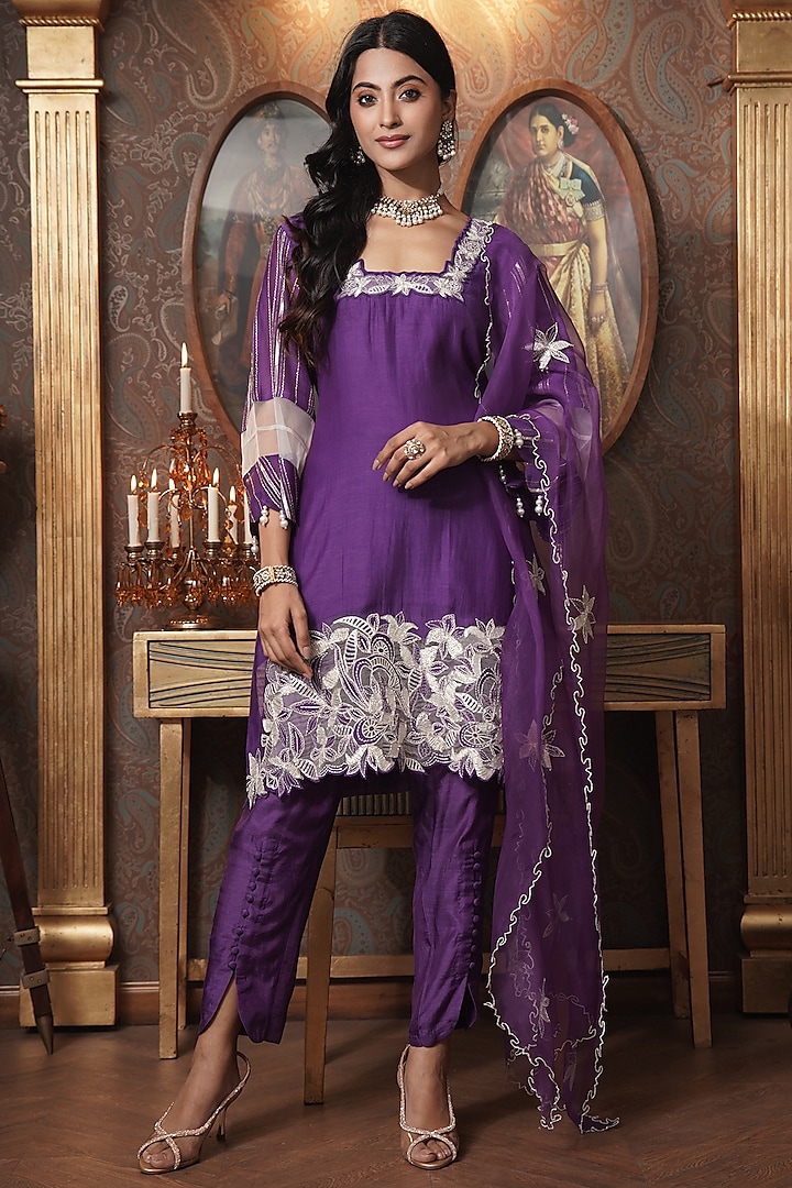 Deep Violet Mul Chanderi Cutwork Kurta Set by Surabhi Arya at Pernia's Pop Up Shop