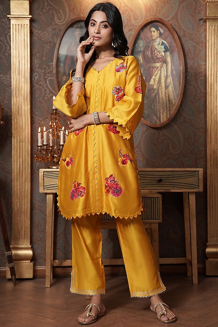 Honey Yellow Chanderi Silk Floral Patch Work Short Kurta Set by Surabhi Arya at Pernia's Pop Up Shop