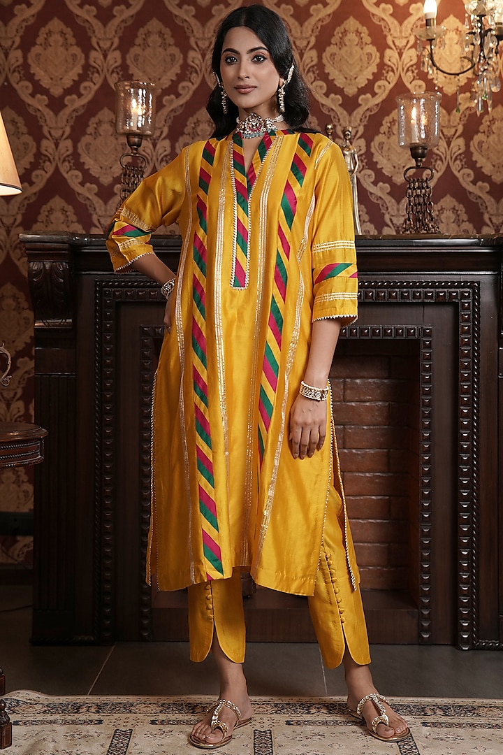 Buttercup Yellow Chanderi Silk Gota Work Kurta Set by Surabhi Arya at Pernia's Pop Up Shop