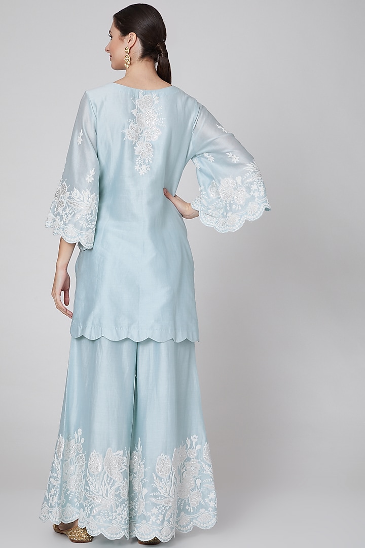 Sky Blue Dori Embroidered Kurta Set by Surabhi Arya at Pernia's Pop Up Shop