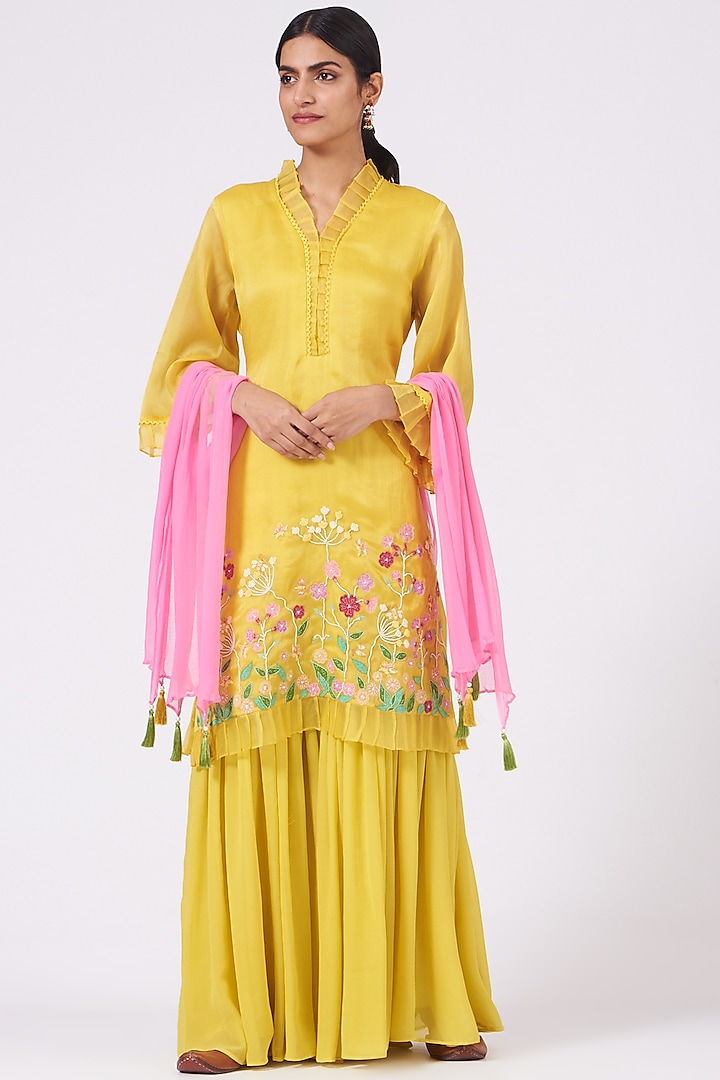 Mustard Hand Embroidered Kurta Set by Surabhi Arya