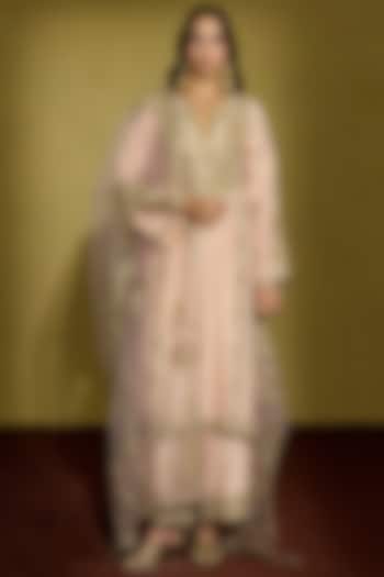 Peach Gold Tissue Silk Gota Embroidered Kurta Set by Sureena Chowdhri at Pernia's Pop Up Shop