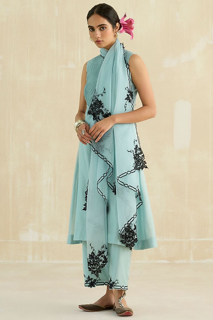 Powder Blue Silk Chanderi Embroidered Kurta Set by Sureena Chowdhri at Pernia's Pop Up Shop