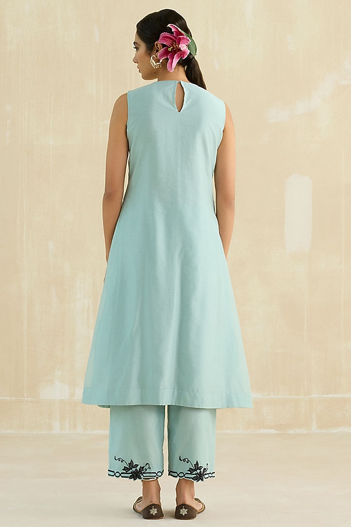 Powder Blue Silk Chanderi Embroidered Kurta Set by Sureena Chowdhri at Pernia's Pop Up Shop