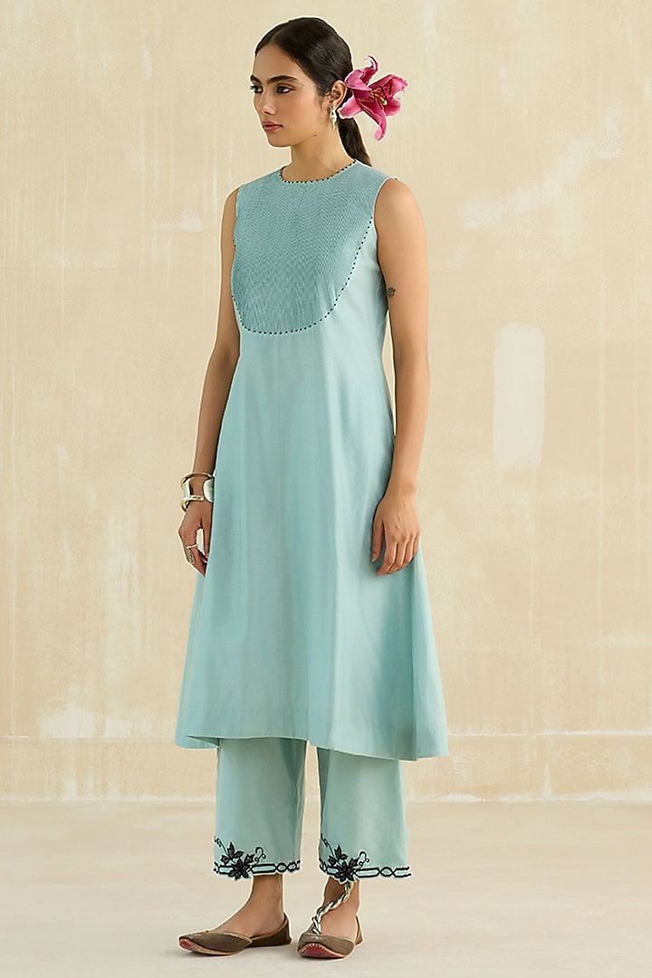 Powder Blue Silk Chanderi Embroidered Kurta Set by Sureena Chowdhri at Pernia's Pop Up Shop