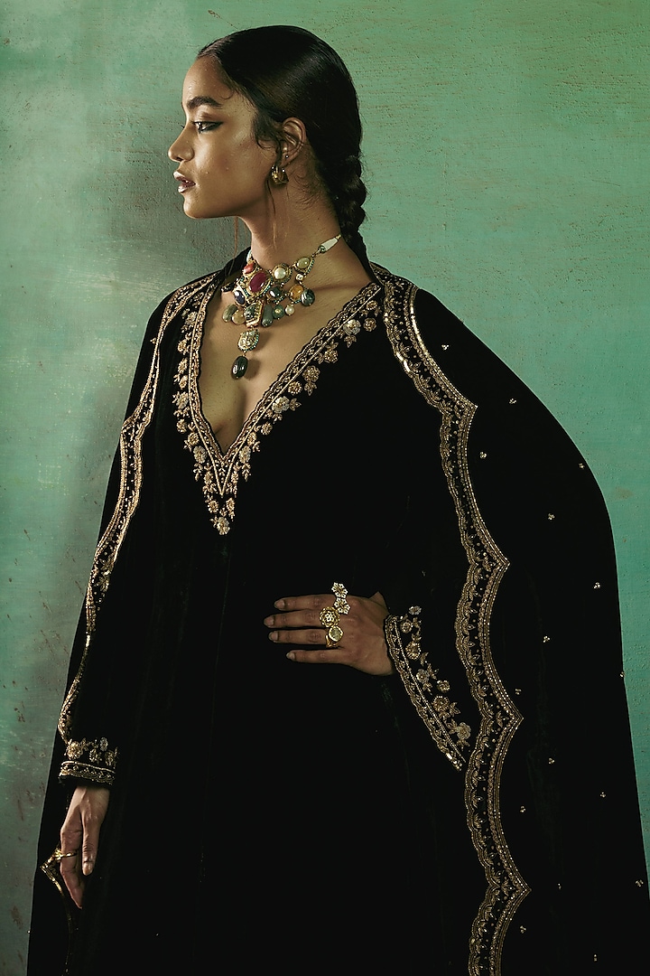 Midnight Black Silk Velvet Zardosi Hand Embroidered Kurta Set by Sureena Chowdhri at Pernia's Pop Up Shop