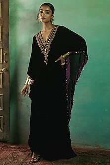 product-color-Black