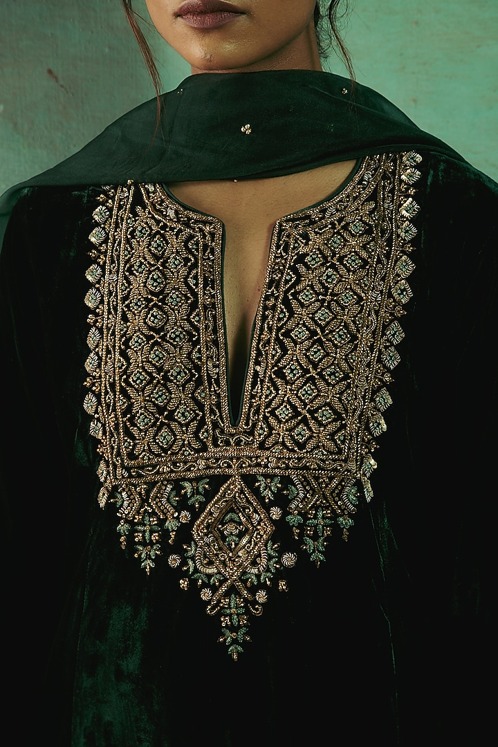 Bottle Green Silk Velvet Aari & Beads Embroidered Kurta Set by Sureena Chowdhri at Pernia's Pop Up Shop