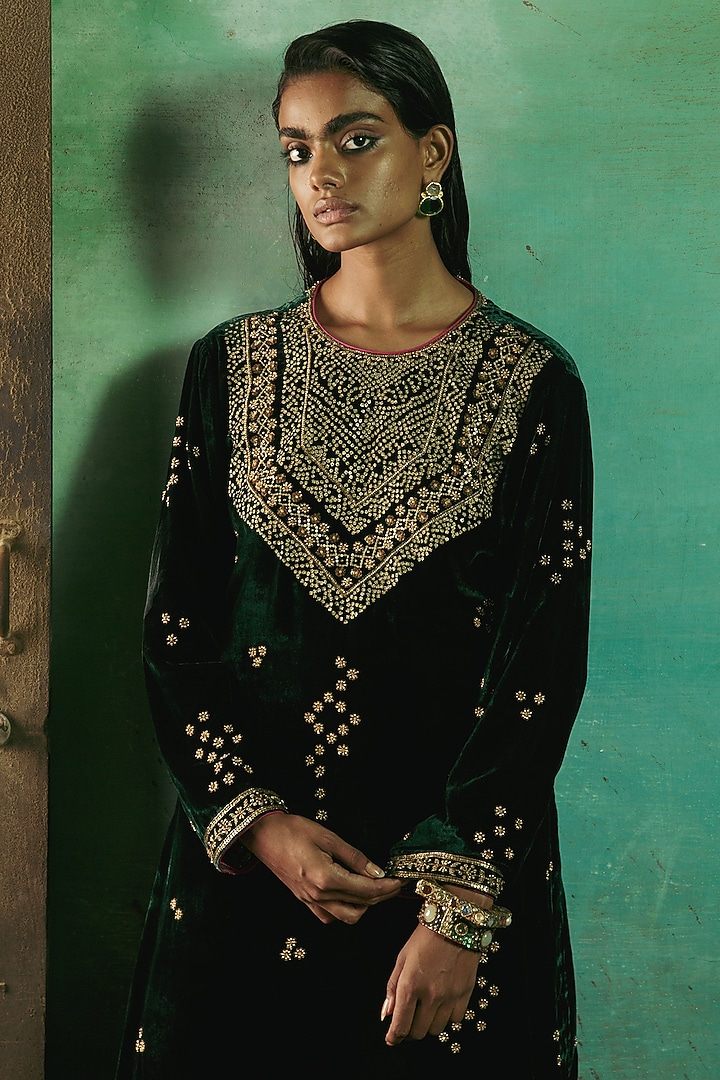 Bottle Green Pure Silk Velvet Beads Embroidered Kurta Set by Sureena Chowdhri at Pernia's Pop Up Shop