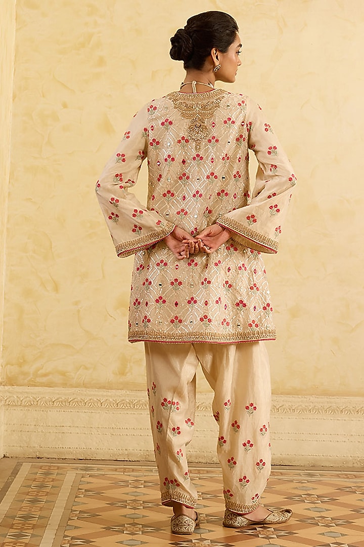 Light Gold Tissue Silk Floral Motifs Embroidered Short Kurta Set by Sureena Chowdhri at Pernia's Pop Up Shop