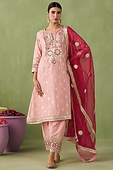 product-color-Blush Pink