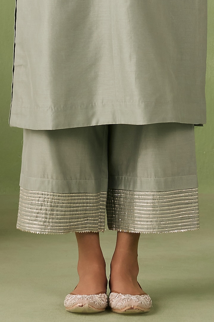 Sea Green Silk Chanderi Gota Motifs Embroidered Kurta Set by Sureena Chowdhri at Pernia's Pop Up Shop