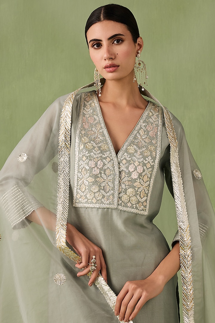 Sea Green Silk Chanderi Gota Motifs Embroidered Kurta Set by Sureena Chowdhri at Pernia's Pop Up Shop