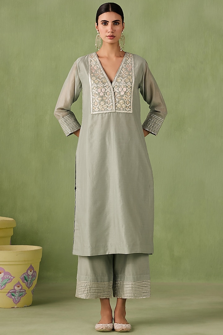 Sea Green Silk Chanderi Gota Motifs Embroidered Kurta Set by Sureena Chowdhri at Pernia's Pop Up Shop