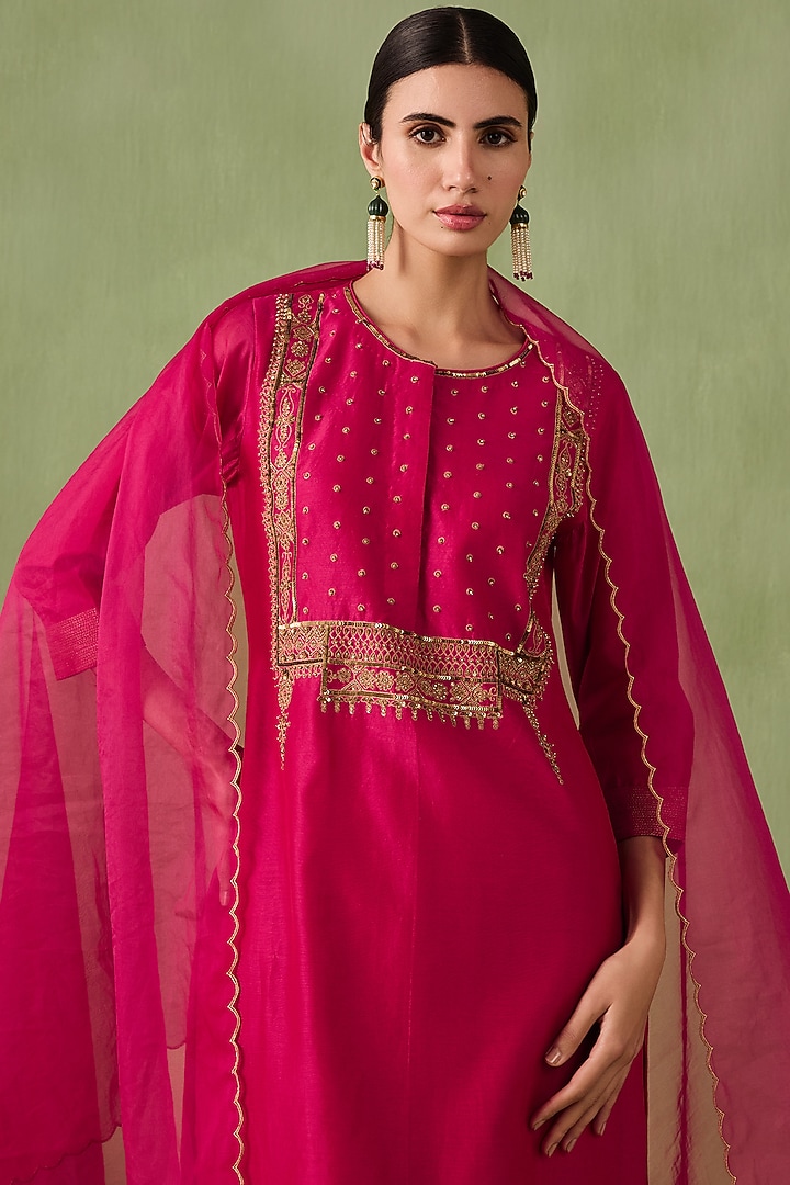 Crimson Magenta Silk Chanderi Beadwork Kurta Set by Sureena Chowdhri at Pernia's Pop Up Shop