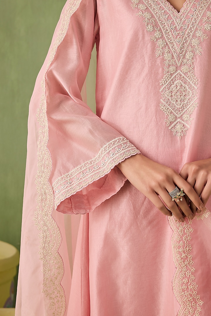 Blush Pink Silk Chanderi Sequins Embellished Asymmetrical High-Low Kurta Set by Sureena Chowdhri at Pernia's Pop Up Shop
