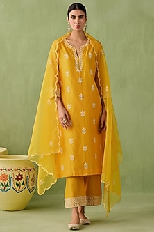 product-color-Yellow